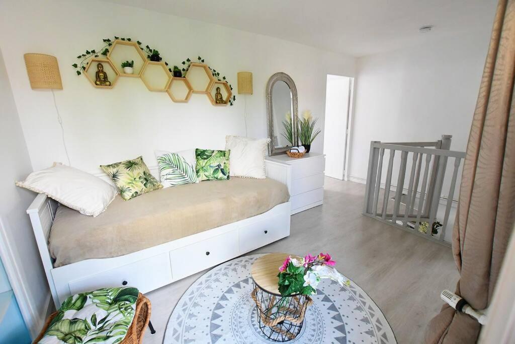 プロヴァンSecret Garden - Duplex Moderne - Jardin - Netflix -アパートメント エクステリア 写真