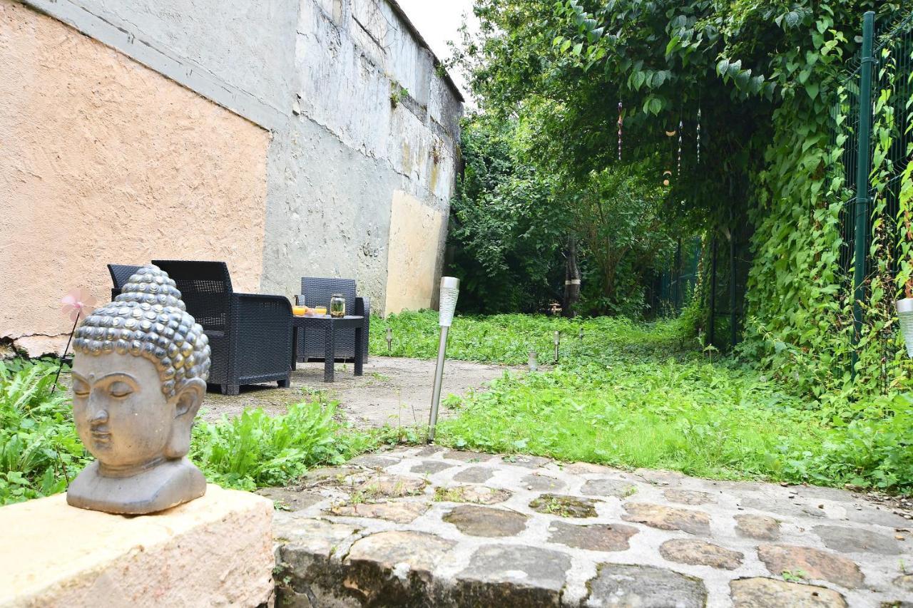 プロヴァンSecret Garden - Duplex Moderne - Jardin - Netflix -アパートメント エクステリア 写真